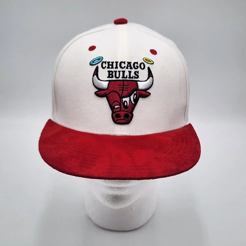 Chicago Bulls Melonwear‎ Hat 2021/22 Artist Hat Series Sergio Farfan Red White